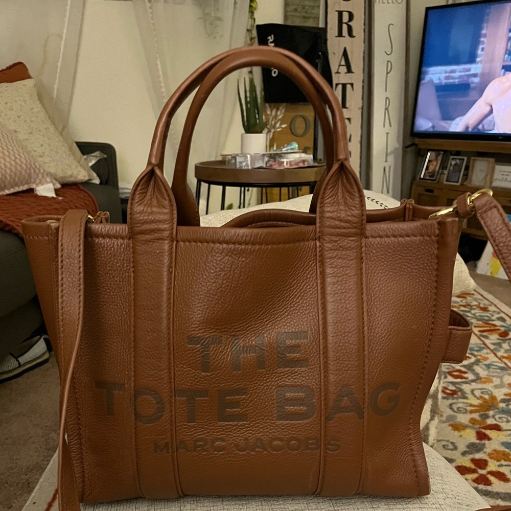 Marc Jacob’s Large leather Tote bag